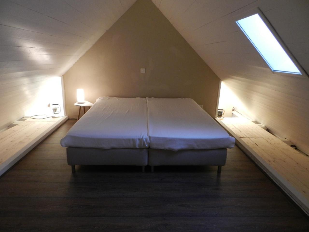 Blue Wall Bnb Gebenstorf Екстериор снимка
